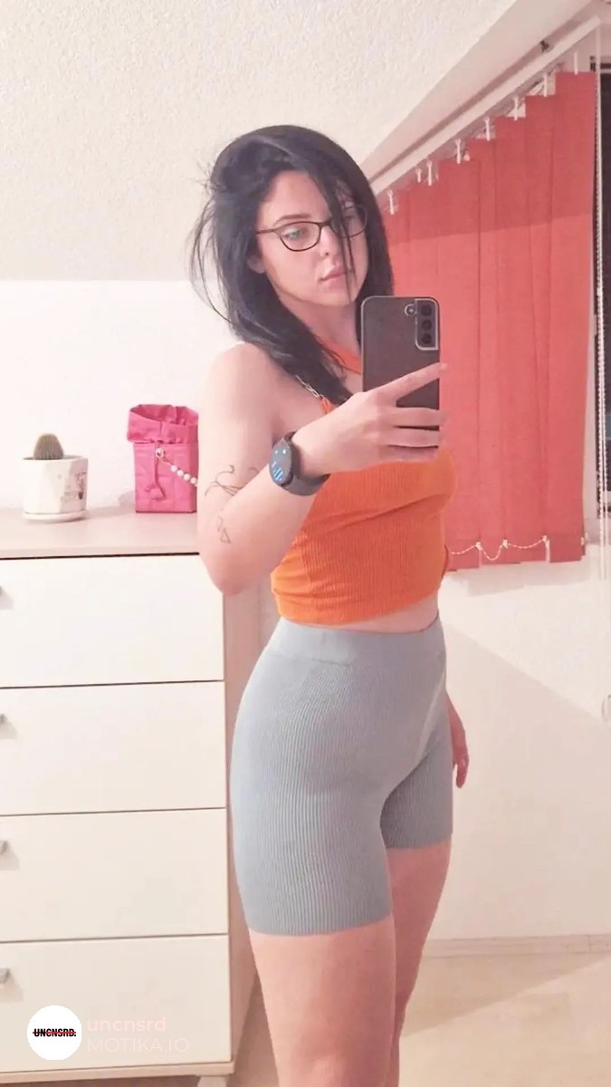 #0230 Ivana Dz.