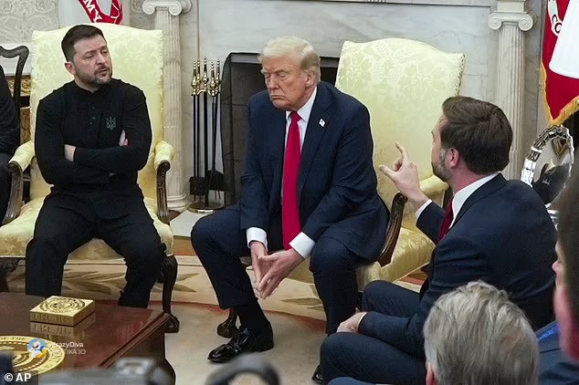 Трамп ја паузира целата воена помош за Украина по конфликтот со Зеленски