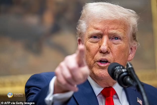 Заканувачка порака на Трамп до Хамас: Вие сте МРТВИ! Му испраќам на Израел се што му треба за да ја заврши работата во Газа“