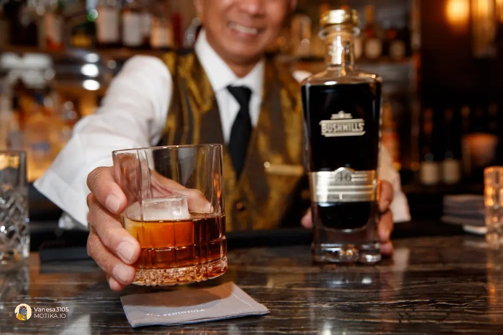 Bushmills го претстави најскапото виски во историјата - една чаша чини речиси 3000 долари!