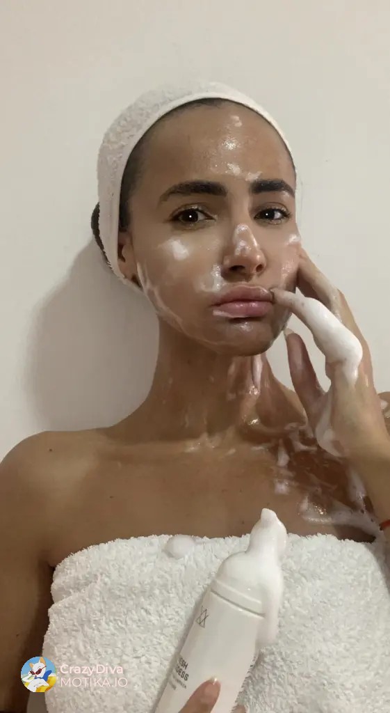 Девојка го фатила неверниот дечко благодарение на на производ што повеќето жени го користат секојдневно: „Знаев дека некој чепкал“