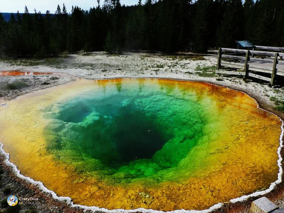 4. Езерото Морнинг Глори (САД)