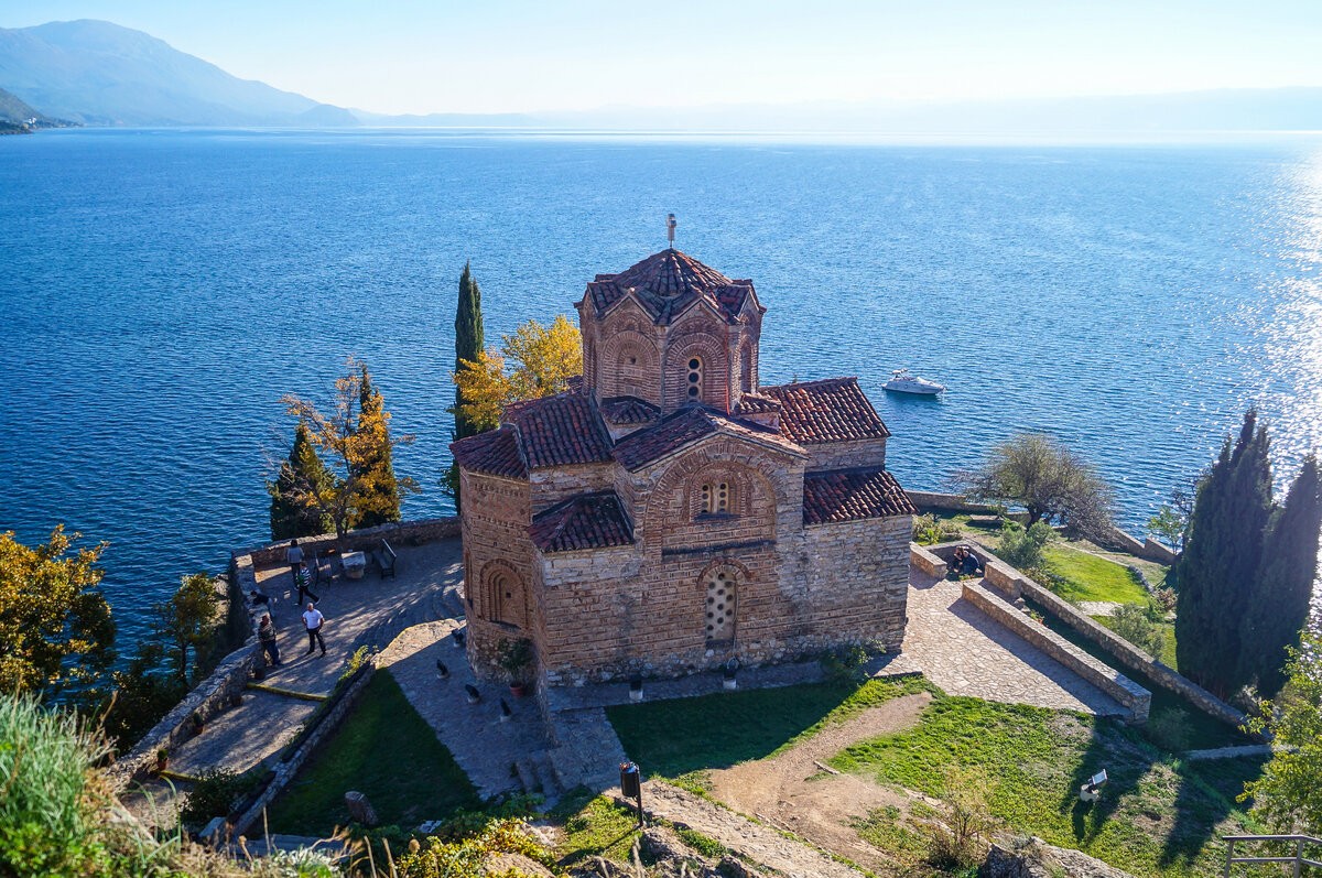 Истрајност низ вековите: ограбуван, пален, но секогаш повторно возобновуван