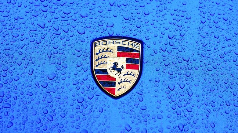 Најевтиниот бренд на Volkswagen прави повеќе пари од Porsche – Шкода со најуспешен квартал во историјата