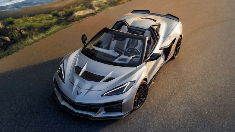 Новиот Chevrolet Corvette ZR1X: Цена над 200.000 евра и ексклузивна верзија што ја поместува границата на луксузот и моќта