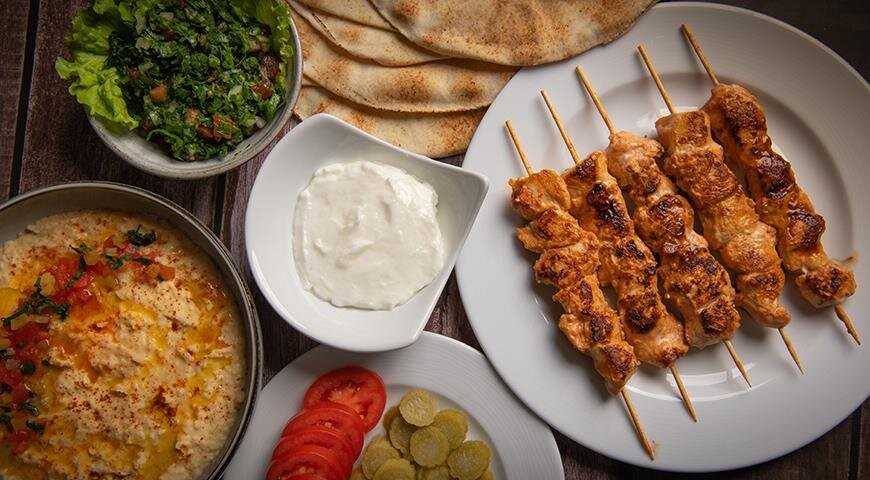 Лукот – Волшебникот на секоја кујна: 6 идеи за правење вкусен сос од лук
