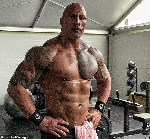 Како Двејн „The Rock“ Џонсон ослабе 27 килограми за само 12 недели? Тренерите ја откриваат тајната