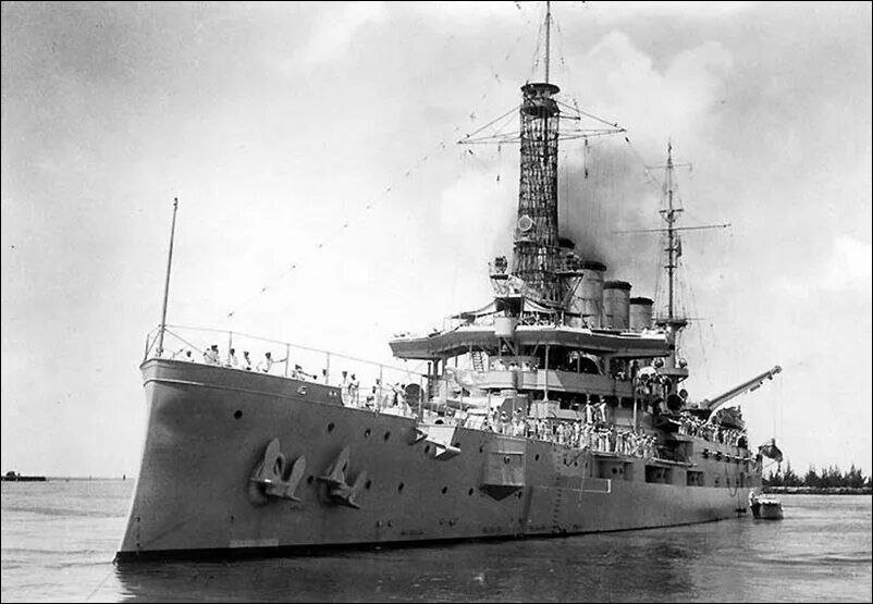 De 1.196 marinheiros, apenas 316 sobreviveram: a tragédia do Indianapolis e o segredo que carregava