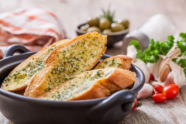 Sprouted Garlic: The Green Shoots That Could Make or Break Your Next Meal