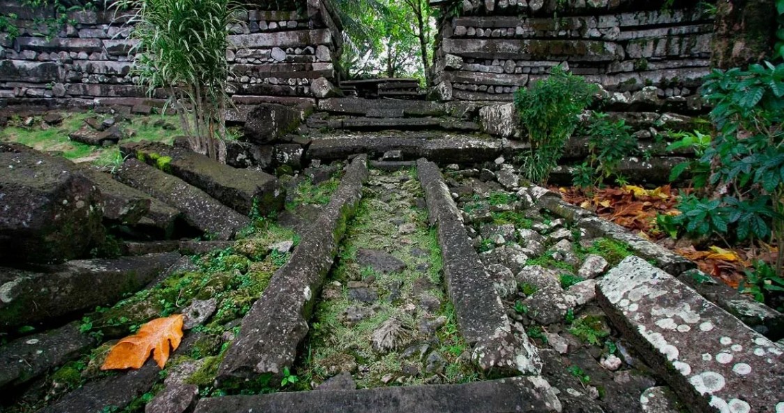 Under the Pacific, a City of 50-Ton Stones—Built Without Machinery, For What Purpose?