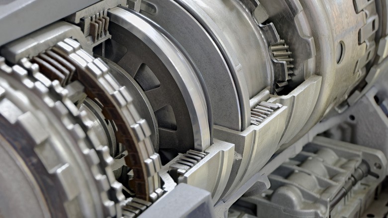 El convertidor de par: fluido que transmite potencia