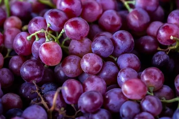 Grapes Last Six Weeks Longer: A Simple Storage Trick That Stops Mold and Saves Your Summer Snacks
