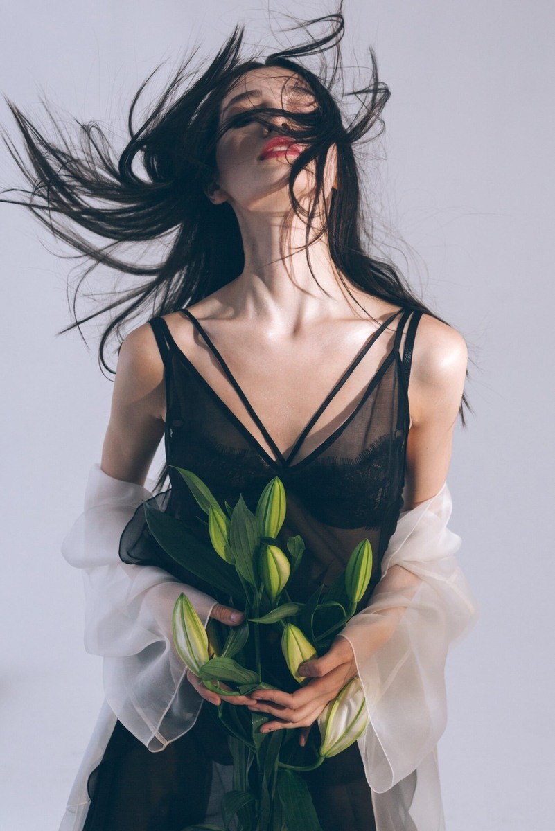 Tecnologia que veste o corpo: LEDs, microOLEDs e tecidos inteligentes
