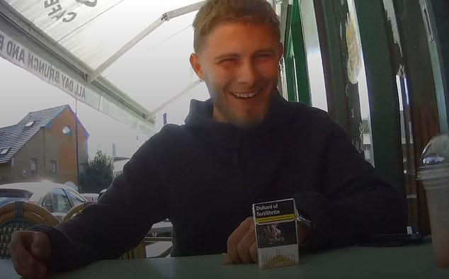 De camarero de bares de lujo a traficante de cocaína: Erik forja una red entre clientes de clase media