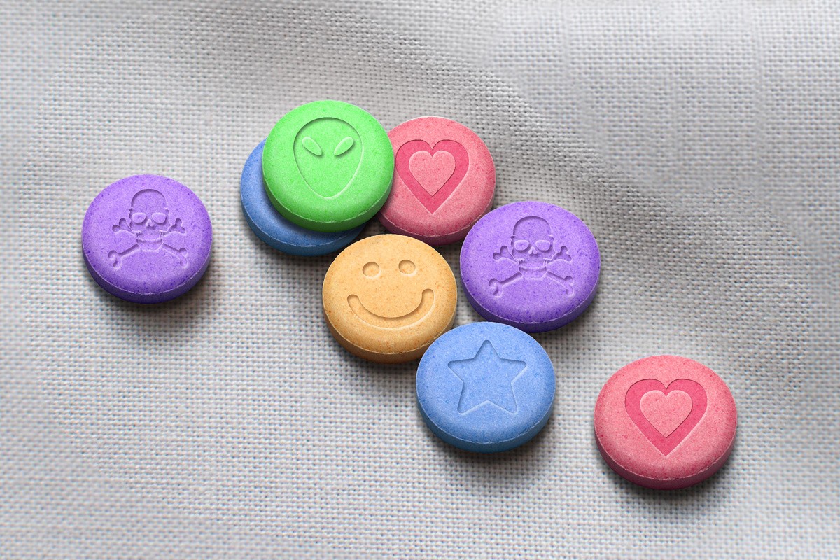 可卡因+MDMA：两种极端兴奋剂的致命碰撞，一夜之间让心脏和生命走向崩塌