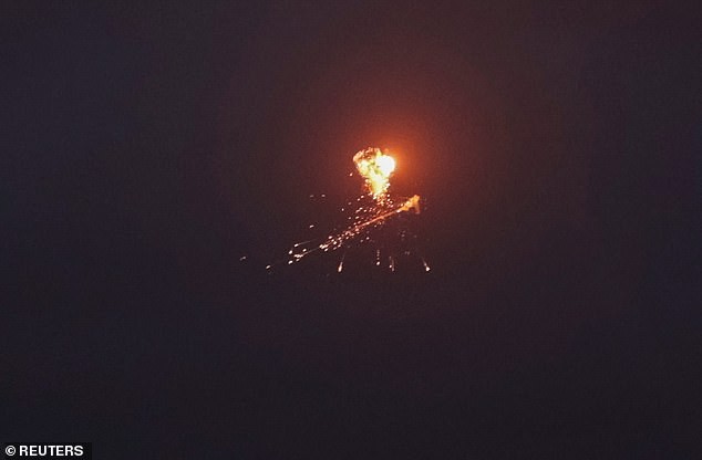 Gran Bretaña impulsa una 'pared de drones' para defender a la OTAN y a Ucrania ante Rusia, tras un ataque masivo de 500 drones y 40 misiles que dejó muertos, incluida una niña de 12 años