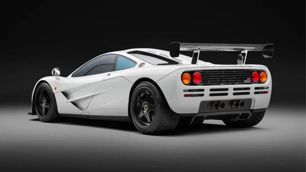 Скриеното богатство на султанот од Брунеј – еден од најретките McLaren F1 ќе биде продаден на аукција