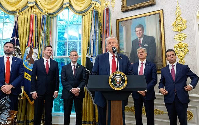 Beispiellose Preisoffensive: Trump verspricht sofortige Rabatte auf das Pfizer-Portfolio – direkt über TrumpRx