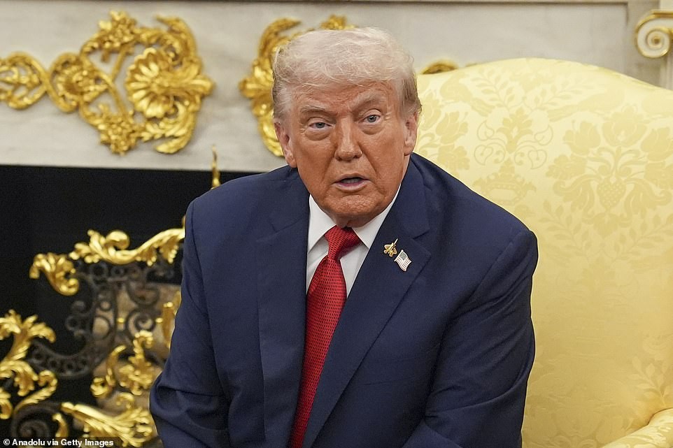 La Maison Blanche habillée d’or 24 carats : un décor qui choque le monde et remet en cause le pouvoir