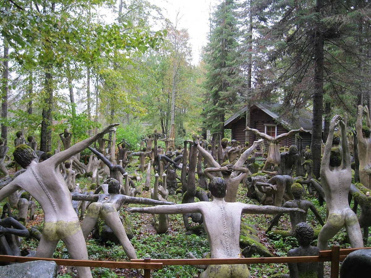 14 Infarkte, 3 Wahnsinnige, 1 Million Touristen pro Jahr: Was ein gewöhnlicher Arbeiter im Wald erschuf