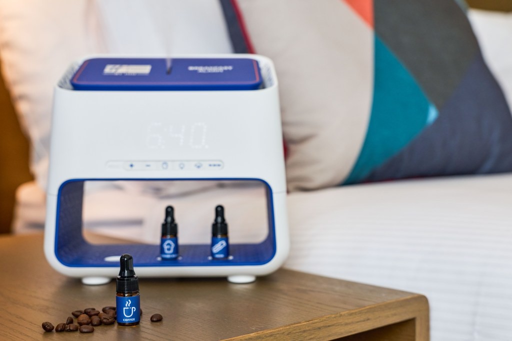 Wake Up to Breakfast in the Air: The world’s first scent-based alarm clock