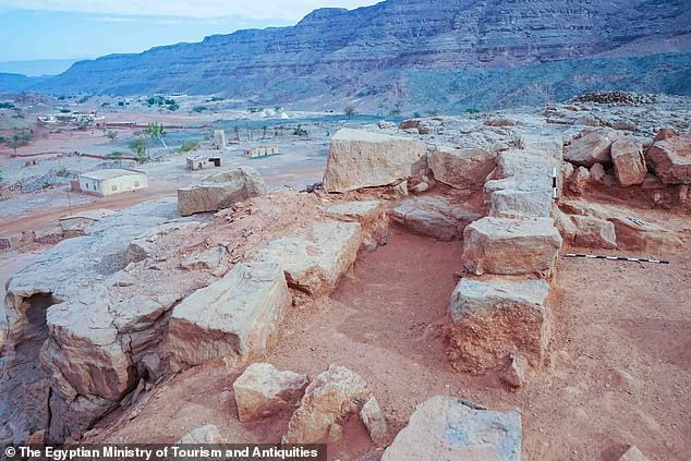 Serabit el-Khadim: Inscriptions, Prisoners and Proto-Israelites