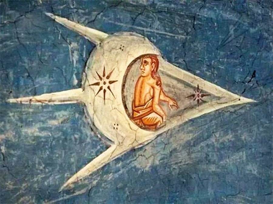 Was der Blick auf das Kreuz zeigt: Zwei Objekte, die wie Fluggeräte wirken