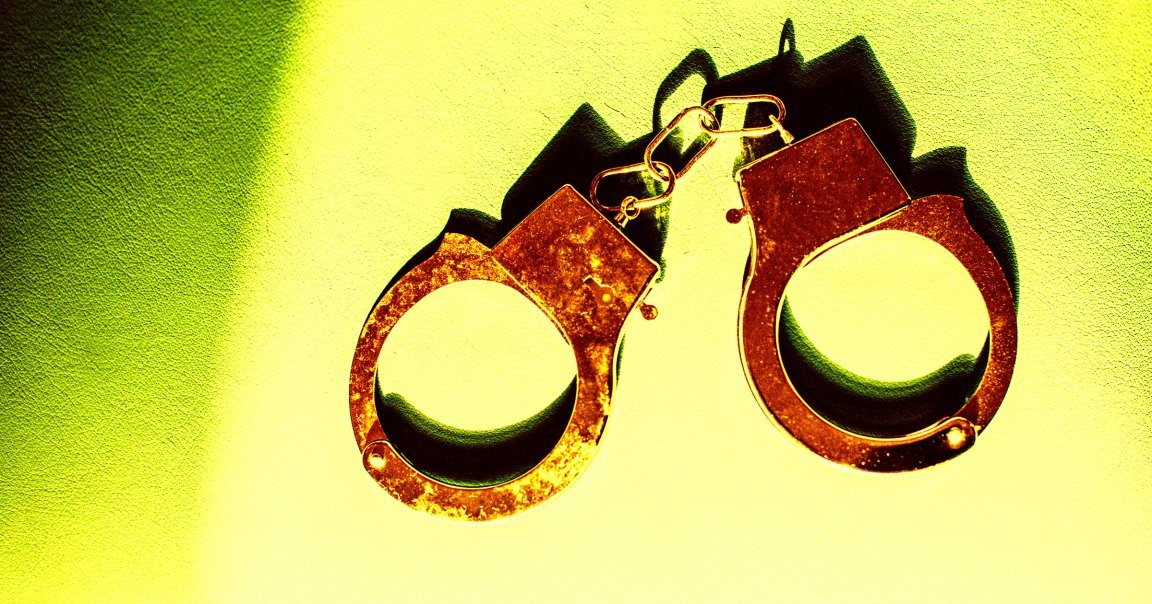 在课堂上问ChatGPT：‘如何杀死我的朋友’——13岁少年被捕，校园监控的阴影再度笼罩教室