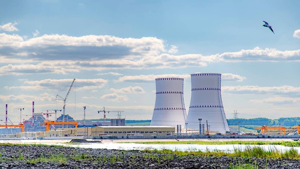 Cosmo‑Construção: edifícios na Lua, fábricas em órbita — a fronteira que pode redefinir a infraestrutura humana