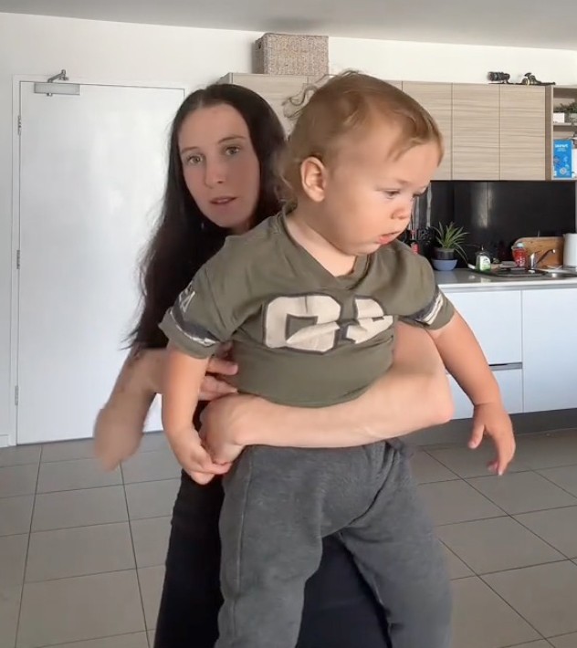 This 33-pound baby is accused of being AI-generated — and people stop his mom on the street to prove it.