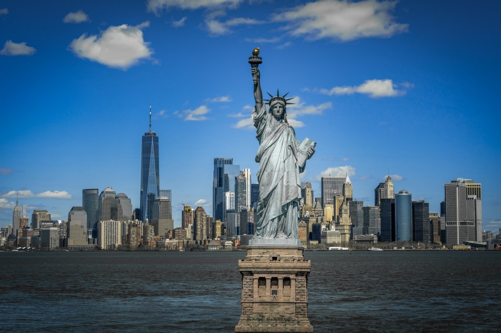 How the 'comfortable' salary is calculated in NYC
