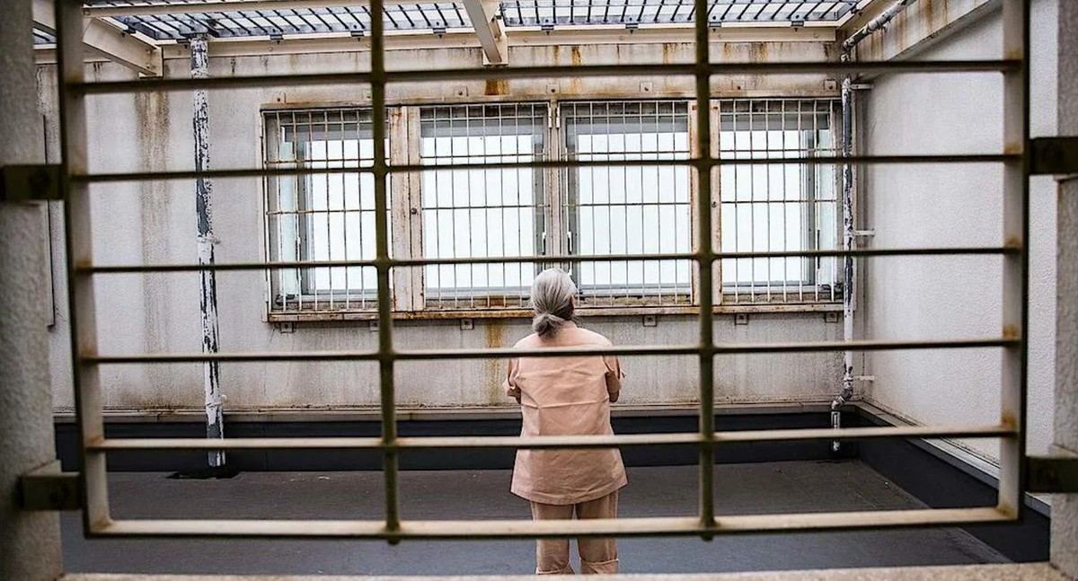 Del hogar a la prisión: el aislamiento que empuja a delinquir