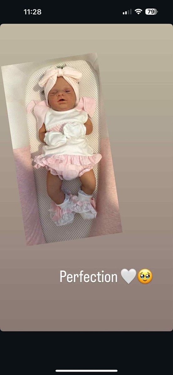 Девет месеци лажна бременост со помош на лажен стомак, лажни ехо-снимки и измислени здравствени проблеми на „бебето“