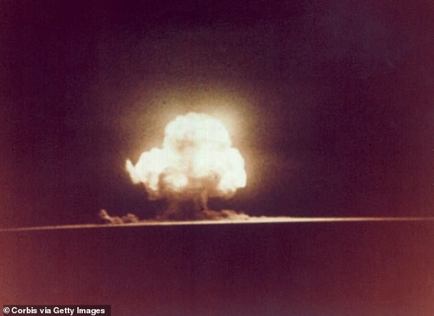 Inteligência não humana observava bases nucleares dos EUA desde os anos 1940 — e a ciência começa a reconhecê-la