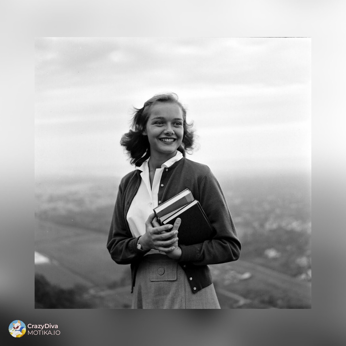 Џин Хјустон, победничка на Мис Висконсин 1952, отвара врати кон моделингот и славата