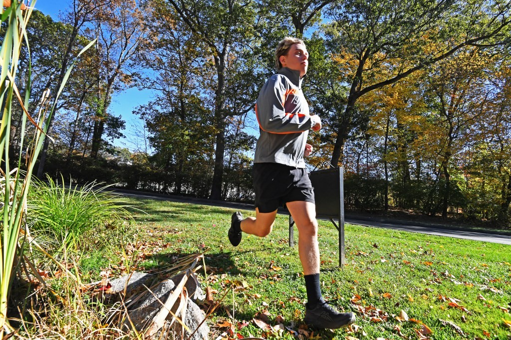 Од дете што не можело да зборува поради аутизам – до магистер по бизнис и учесник на маратонот во Њујорк