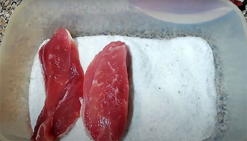 Сушеното месо – традиција која го спасува секој залак и сведочи за паметна кујна