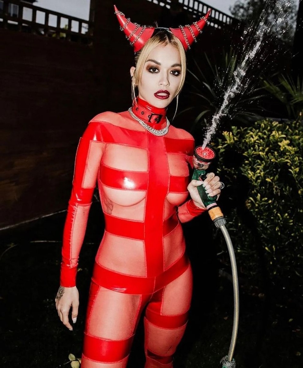 Рита Ора како ѓавол