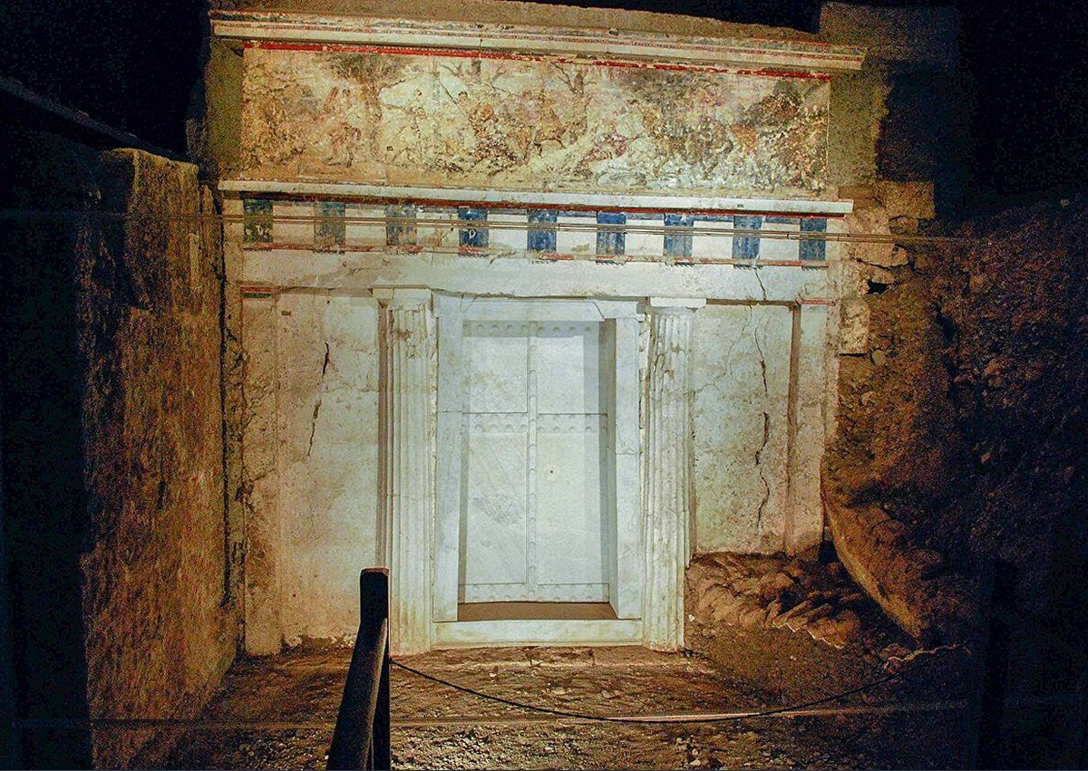 Научните докази: повреденото око на скелетот ја потврдува сензацијата – тоа е Филип II