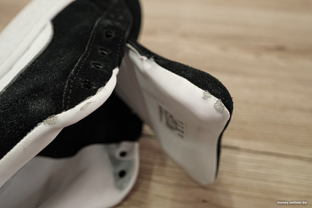 Средина на октомври: фалсификатот со попречна пукнатина на ѓонот, влошката изгледа како скината, оригиналот и понатаму стабилен