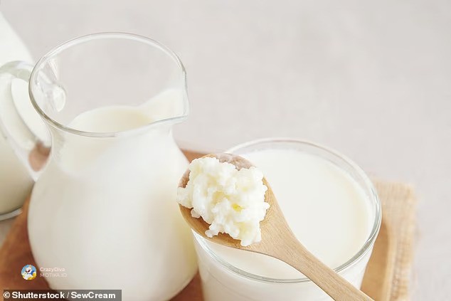 Здрав појадок со пробиотици – кефир, плодови, јаткасти плодови го спречуваат воспалението и ја одржуваат р’бетната цврстина