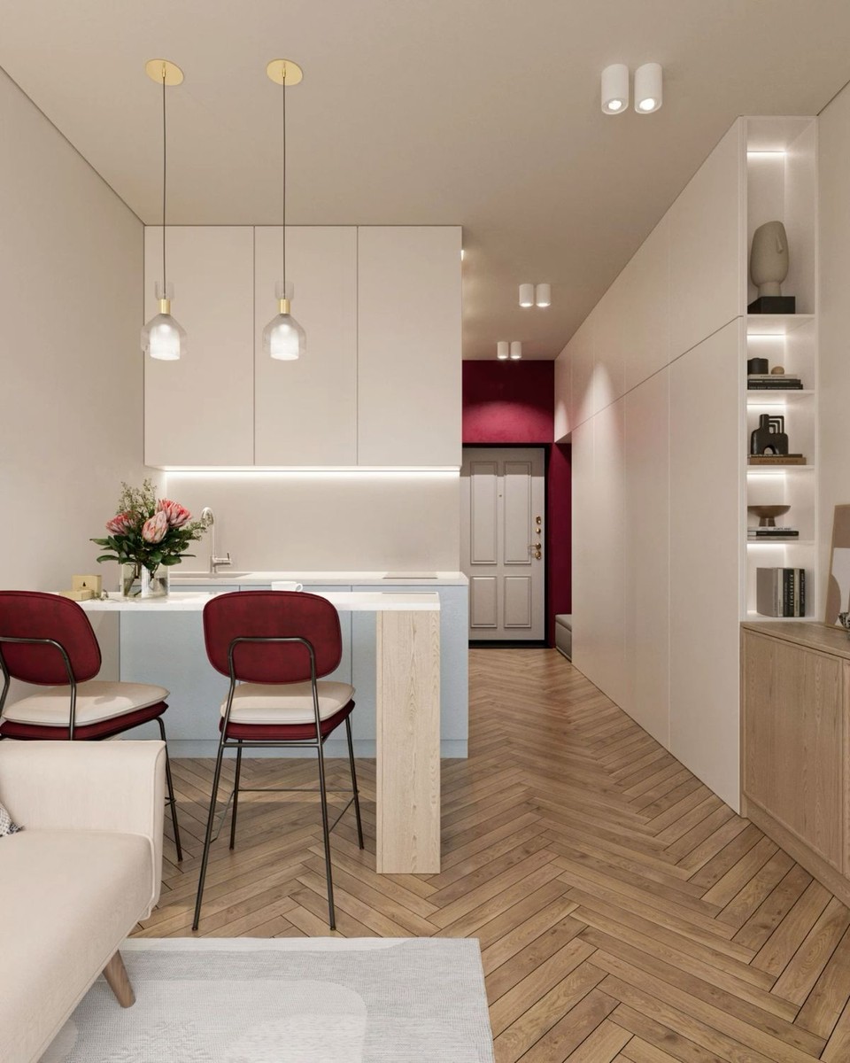 Футонот овозможува брзо ослободување простор – наутро станот станува работна соба или место за одмор