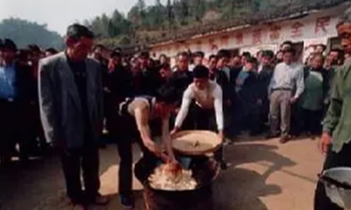 Fuoco e olio: il terrore della colpa nell'antica Cina