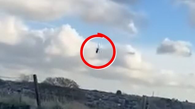 Преживеан ужас: Скриени зад ѕид, под оган од снајперист, три деца и нивната мајка ги броеја секундите до спас