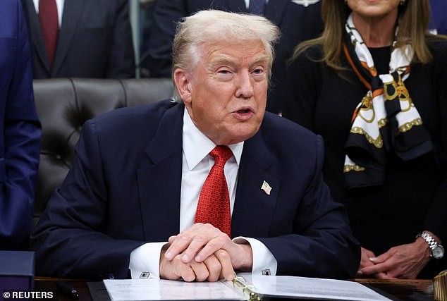 19 смртоносни напади против бродови за дрога оставиле 76 мртви, наредени од Трамп во борба против нарко-картелите