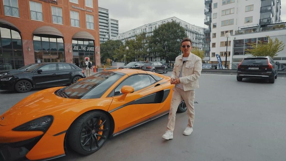 Milliardaire à 30 ans — comment Carl est passé de caissier de supermarché à l’empire crypto à Dubaï