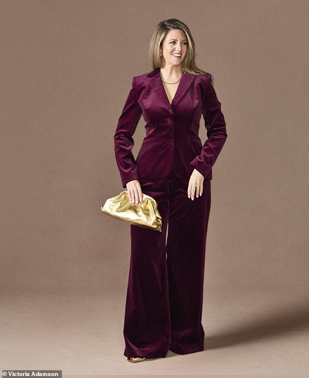 Врвна екстраваганција: Бархан костум за вкупно 178.400 денари