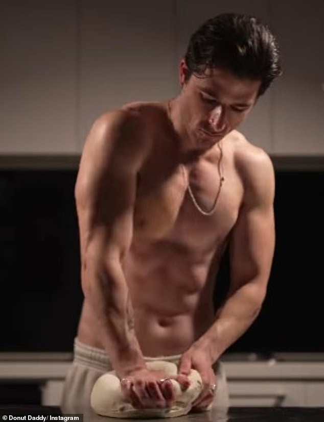 Il Donut Daddy d'Australia senza filtri i DM esplusivi e il vero motivo per cui rifiuta OnlyFans