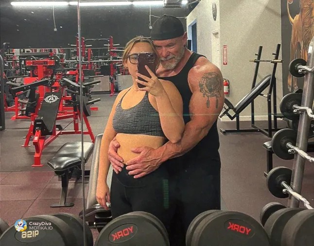 По нејзиниот одмор се родил флерт кој брзо прераснал во љубов