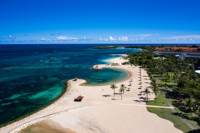 Бали ги нуди сите луксузи и магии на тропски рај – по цена два пати пониска од Малдивите